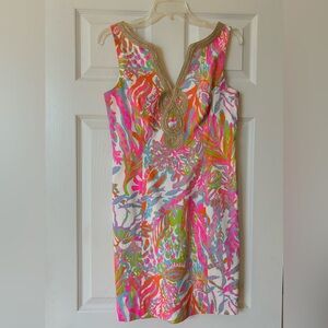 Stunning LILLY PULITZER dress with gold embroidery and low back. Size 6.